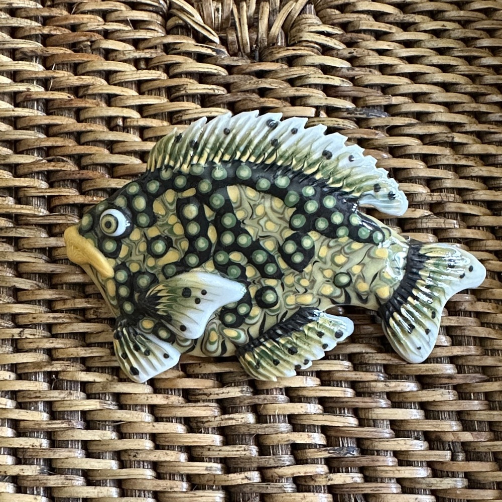 Vintage fish hair clip